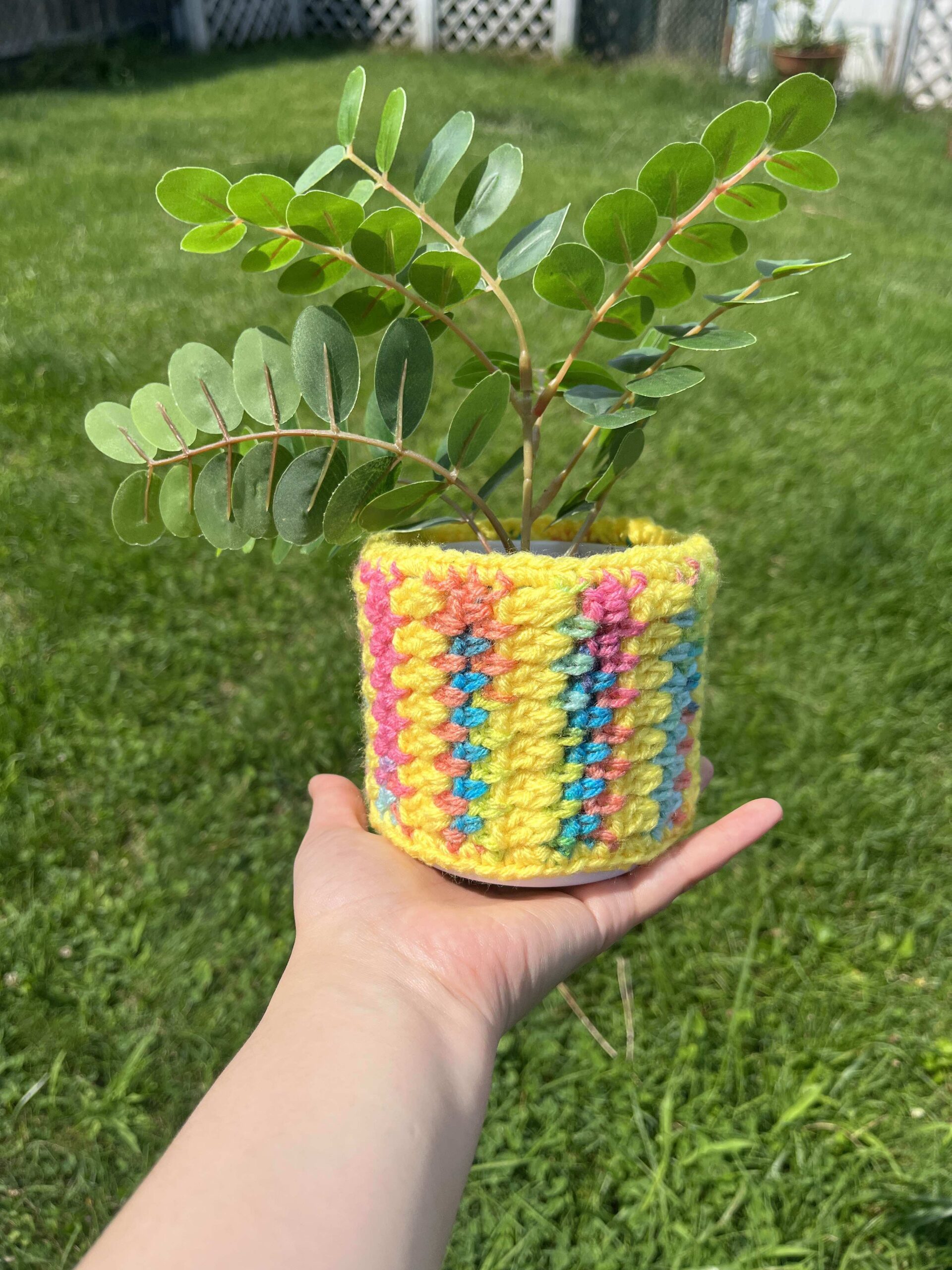 Rainbow Pot Cover Pattern: Free Crochet Pattern